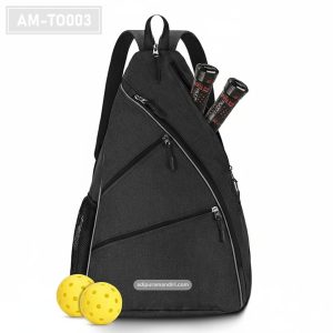 AM-TO003 – Tas Olahraga Raket Hitam Segitiga